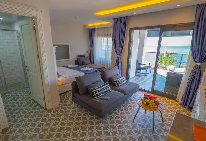 هتل Marmaris Beach