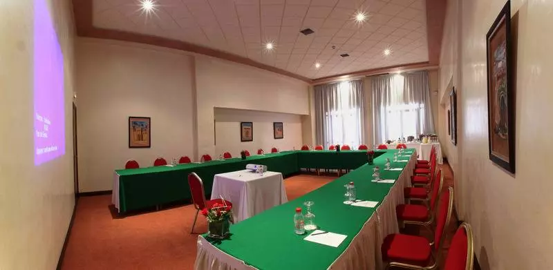 Отель Mogador Express Gueliz