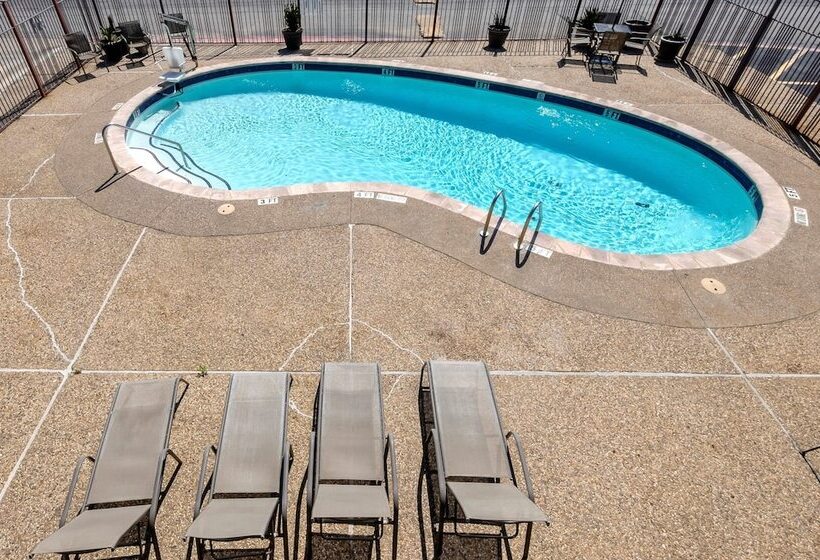 فندق Red Roof Inn Arlington   Entertainment District