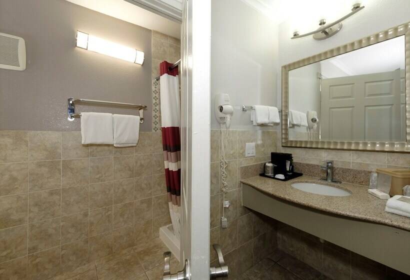 فندق Red Roof Inn Arlington   Entertainment District