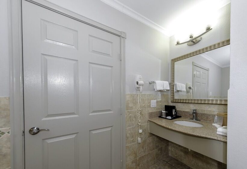 فندق Red Roof Inn Arlington   Entertainment District