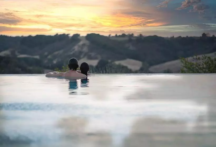 乡村酒店  Laticastelli Country Relais