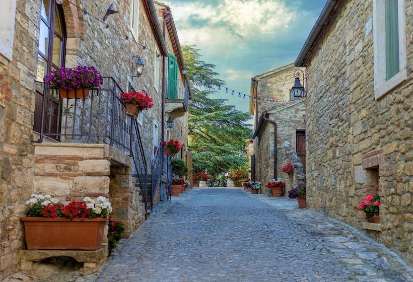 Сельский отель Laticastelli Country Relais