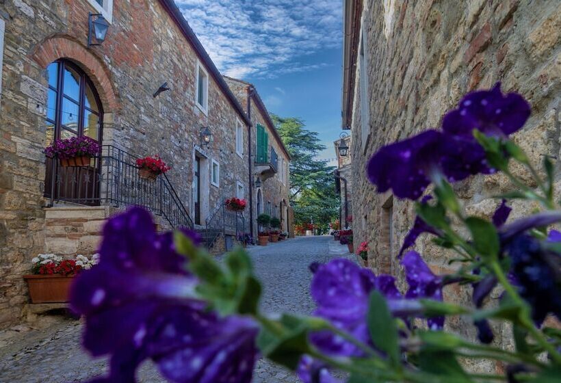 Сельский отель Laticastelli Country Relais