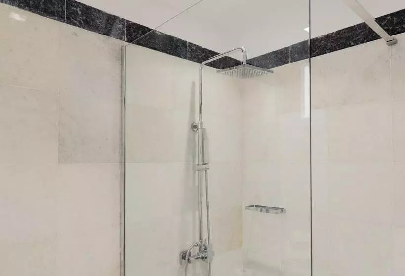 Hotelli Saint George