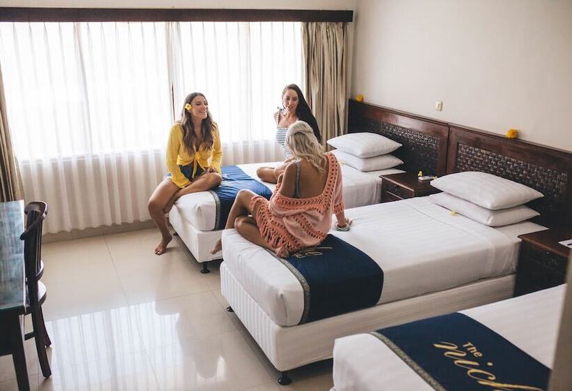 בית מלון כפרי The Niche Bali