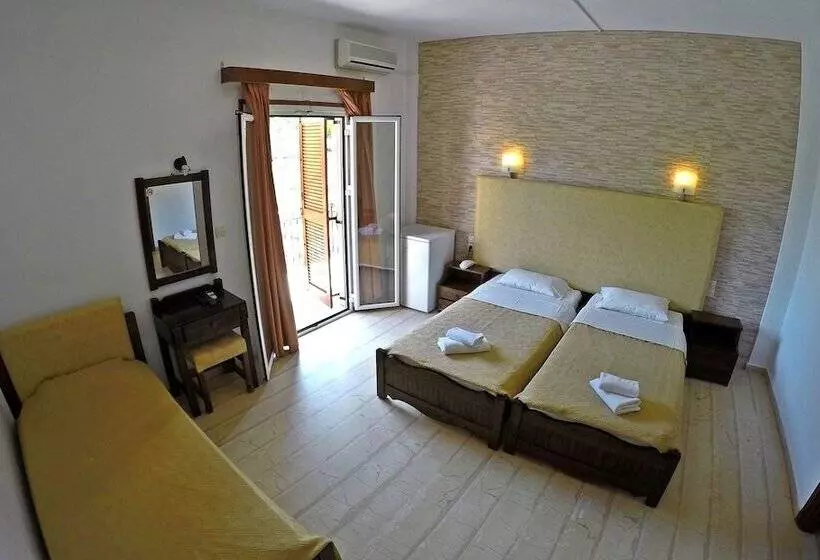 בית מלון כפרי Tina