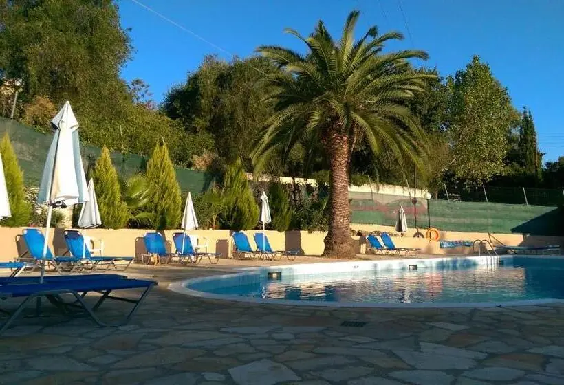 Hotelli Tina