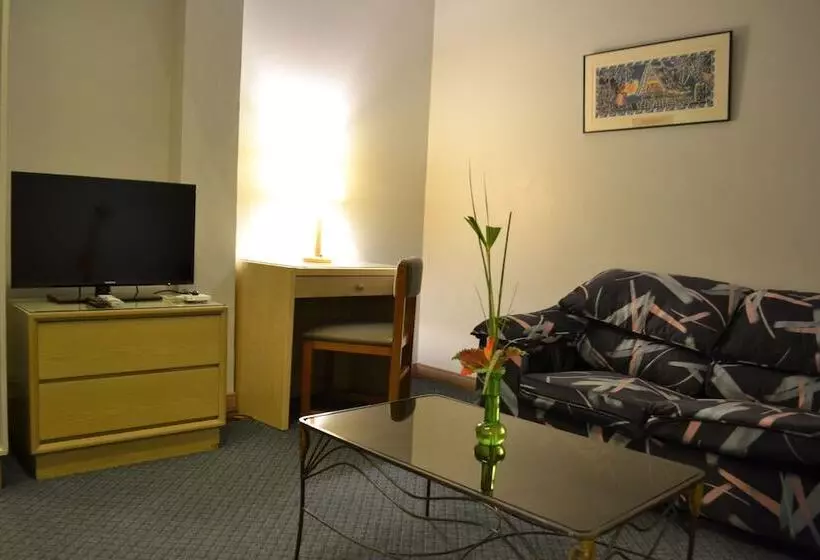 هتل West Plaza Desekel