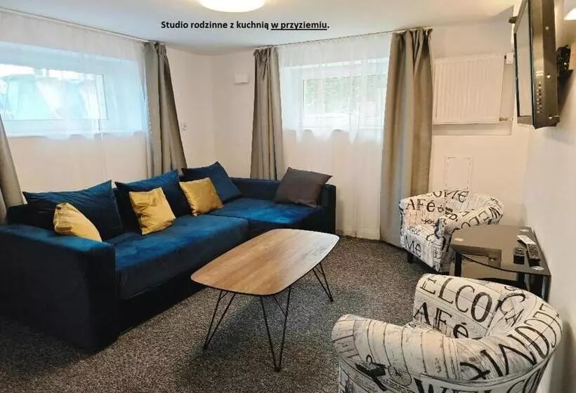 Отель Willa Albatros Happy Hours