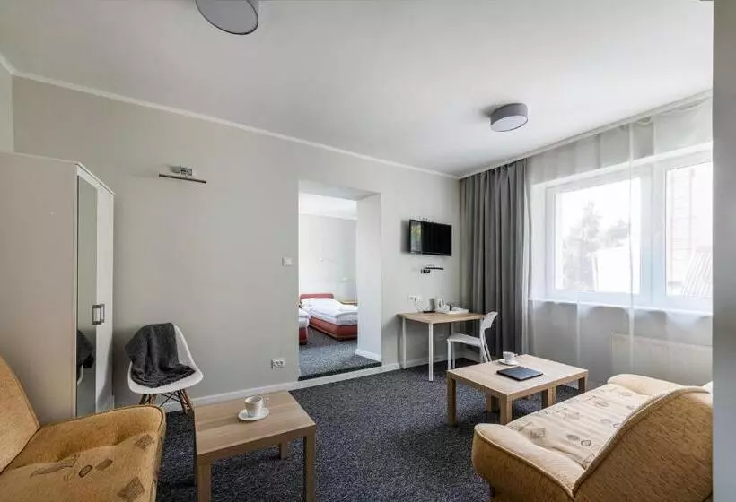 Отель Willa Albatros Happy Hours