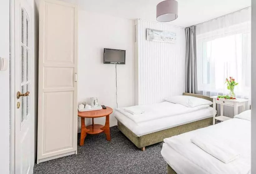 Отель Willa Albatros Happy Hours