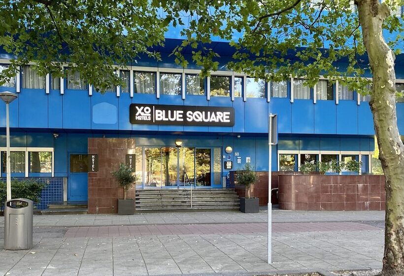 Xo Hotels Blue Square
