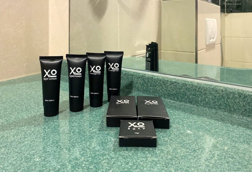 Xo Hotels Blue Square
