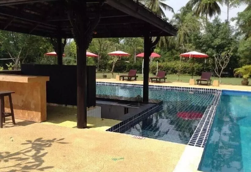 Takolaburi Cultural Resort