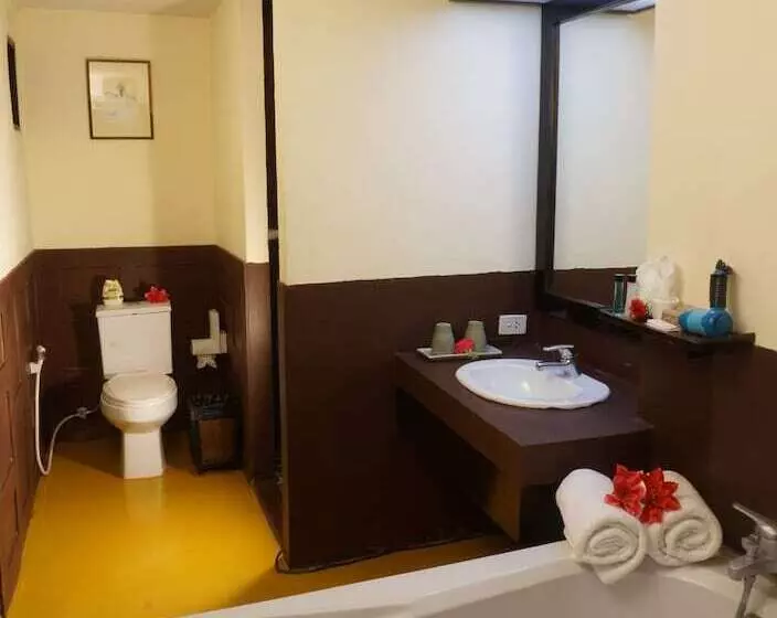 Takolaburi Cultural Resort