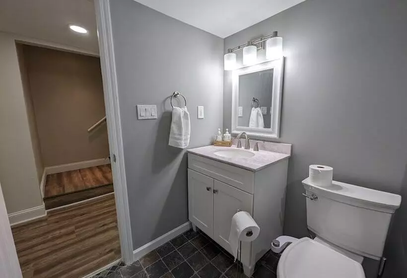 Hotelli Colony Suite