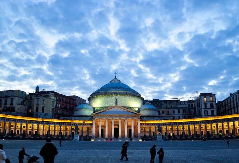 هتل B&b L Alloggio Dei Vassalli