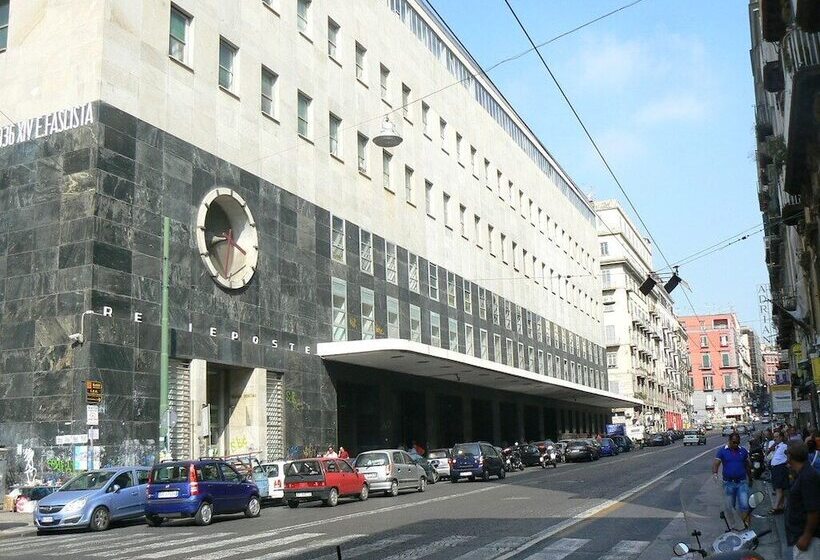 هتل B&b L Alloggio Dei Vassalli