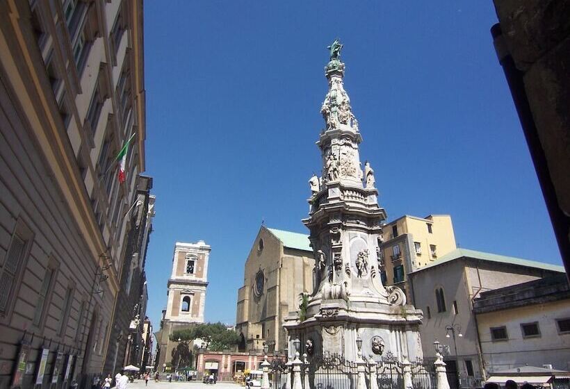 هتل B&b L Alloggio Dei Vassalli