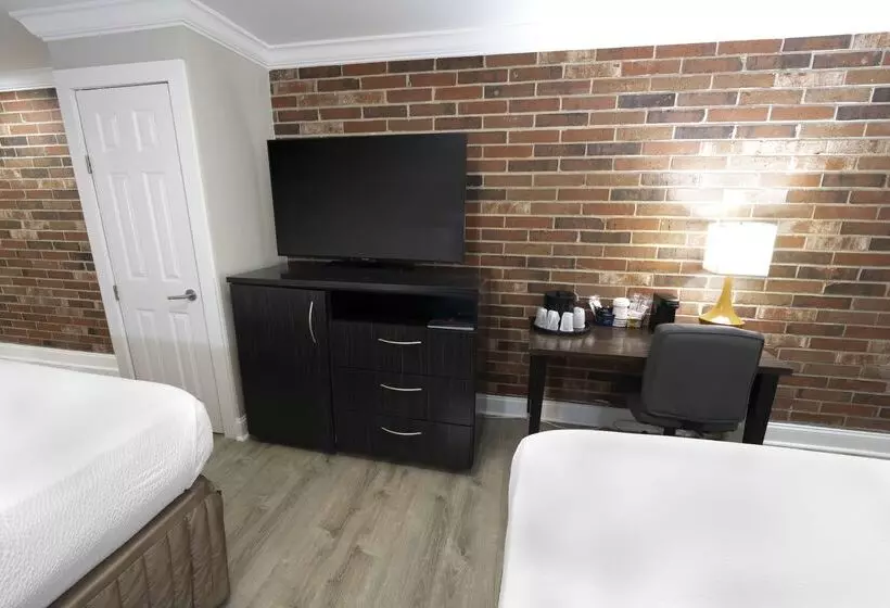 هتل Best Western Historic Bayfront