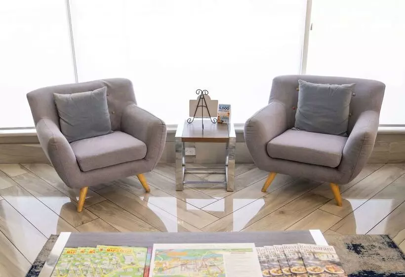 هتل Best Western Historic Bayfront