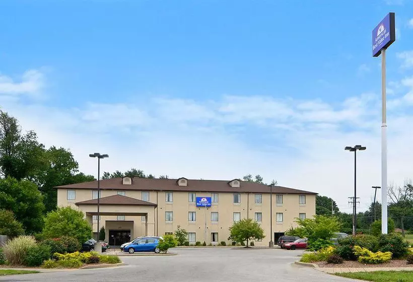 ホテル Americas Best Value Inn Louisville