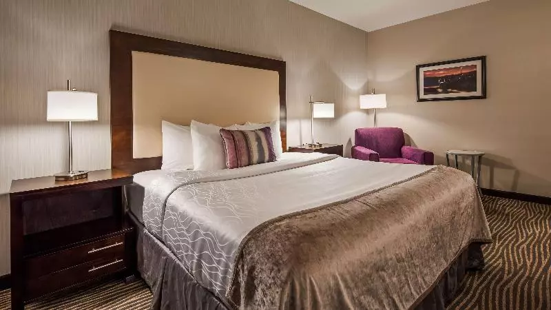 Best Western Plus Hotel At The Convention Center