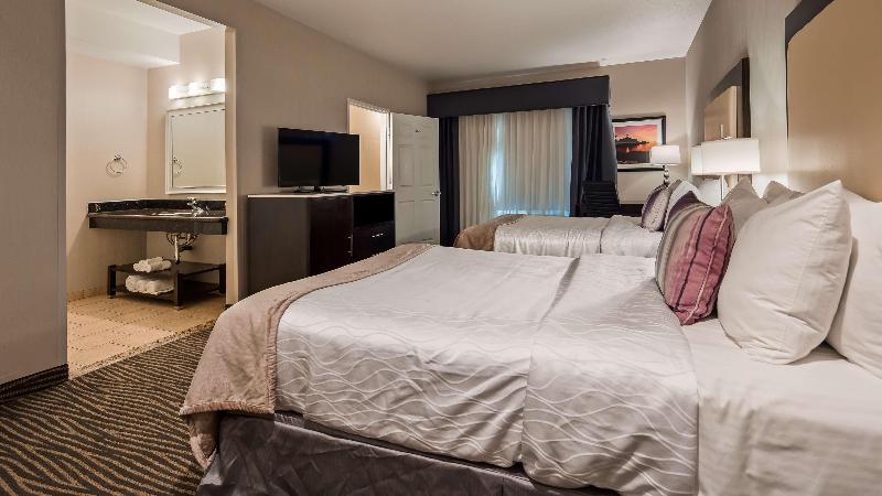 Best Western Plus Hotel At The Convention Center