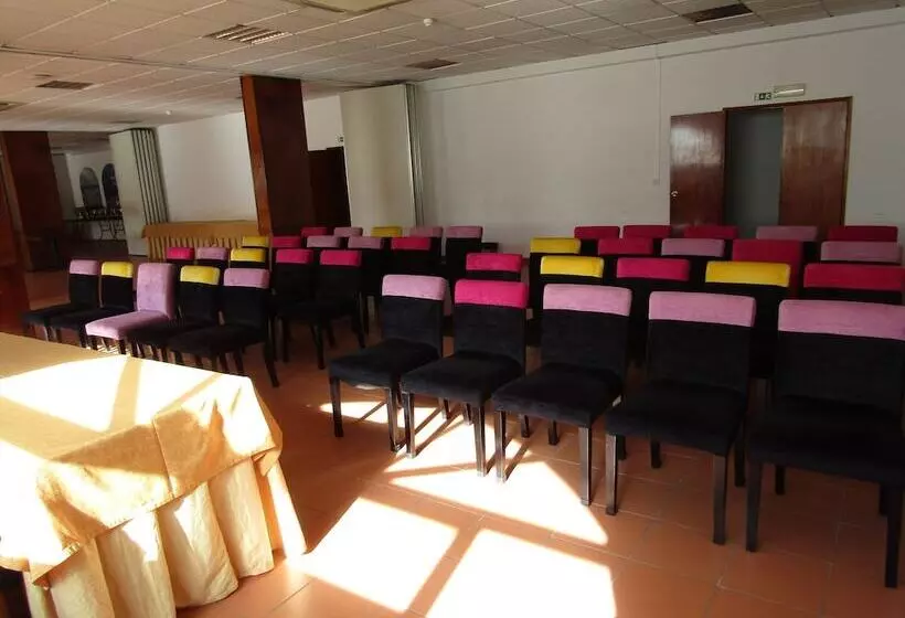 Отель Caldas Internacional