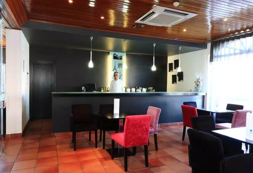 Отель Caldas Internacional