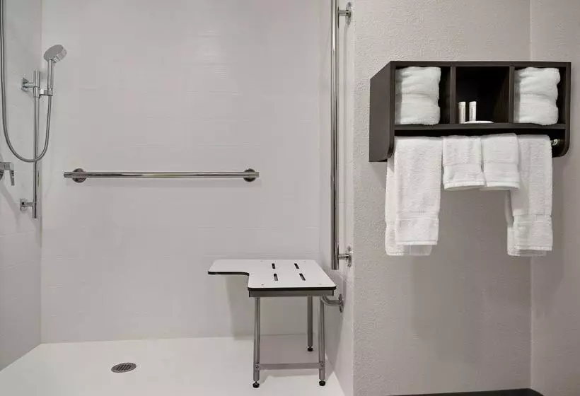 ホテル La Quinta Inn By Wyndham Columbus Dublin