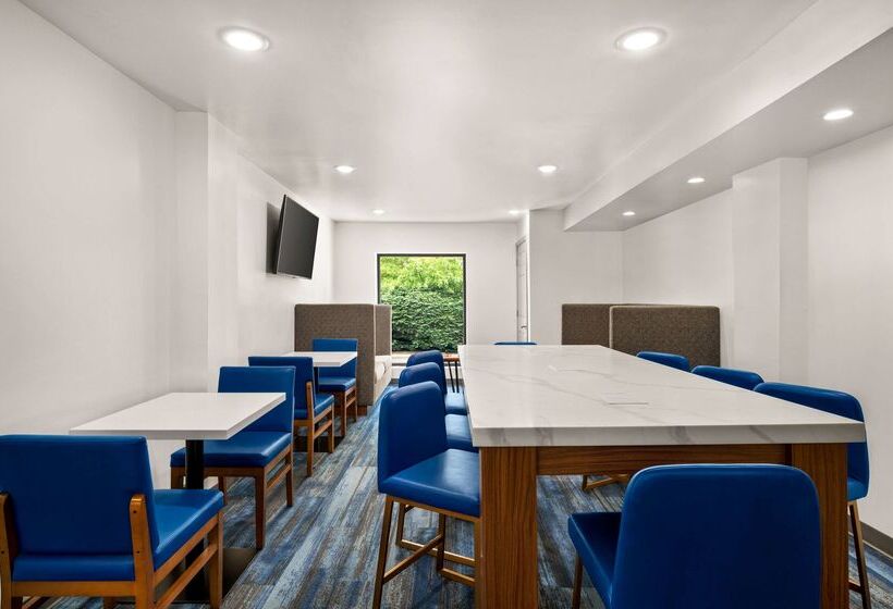 فندق La Quinta Inn By Wyndham Columbus Dublin