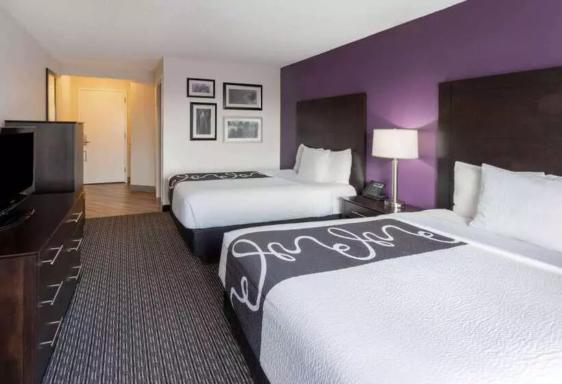 هتل La Quinta By Wyndham Minneapolis Bloomington W   Free Airport Shuttle