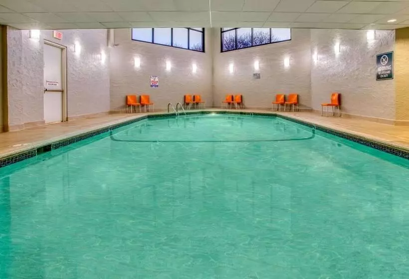 هتل La Quinta By Wyndham Minneapolis Bloomington W   Free Airport Shuttle