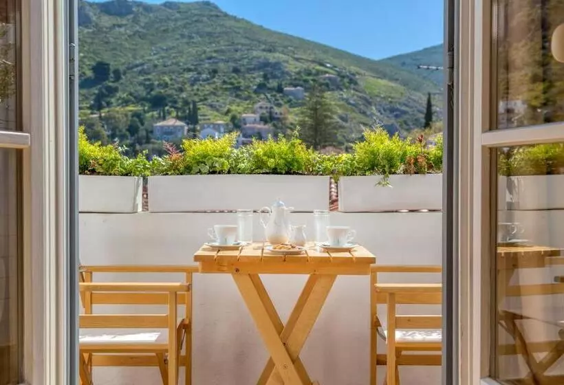 בית מלון כפרי Leto Hydra