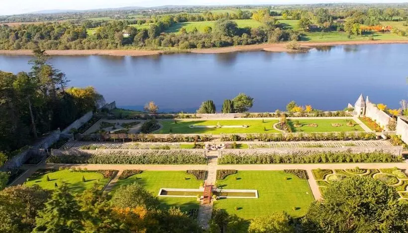 酒店 Lough Rynn Castle