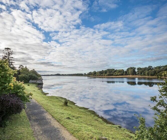 בית מלון כפרי Lough Rynn Castle