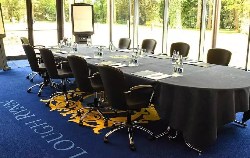 酒店 Lough Rynn Castle