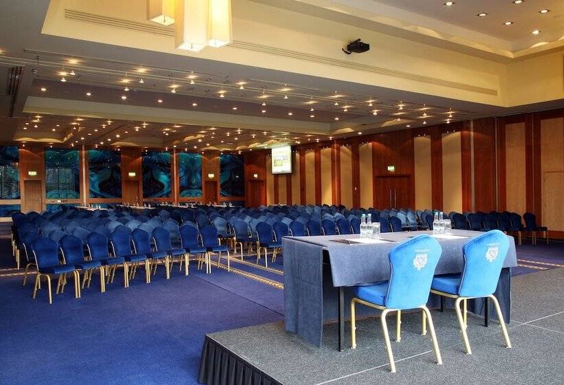 בית מלון כפרי Lough Rynn Castle