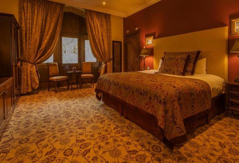 בית מלון כפרי Lough Rynn Castle