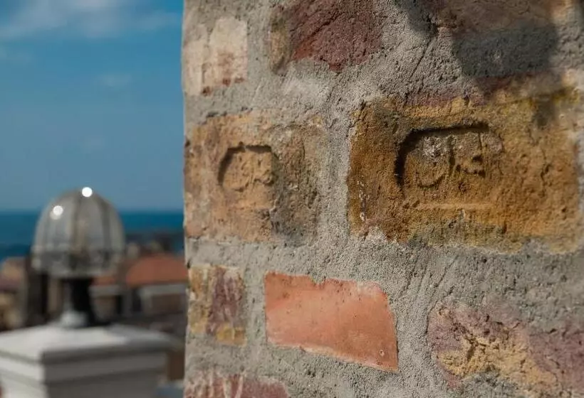 Hotel Niles Istanbul