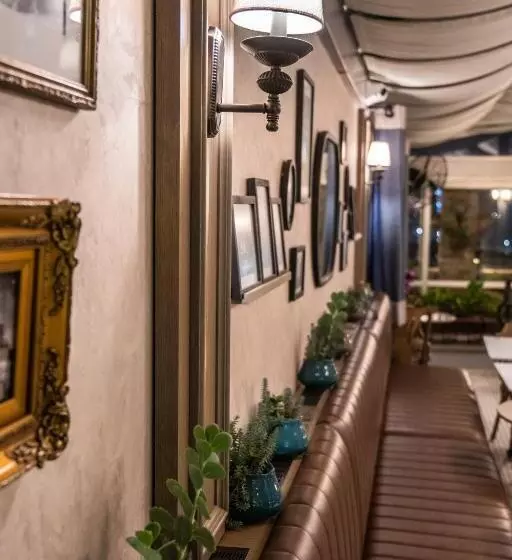 Hotel Niles Istanbul