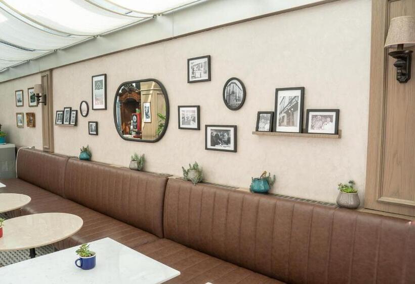 ホテル Niles Istanbul