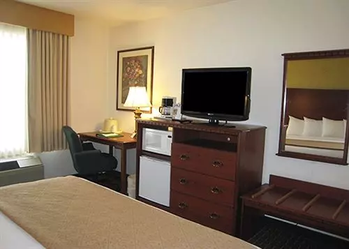 호텔 Quality Inn Milwaukee/brookfield