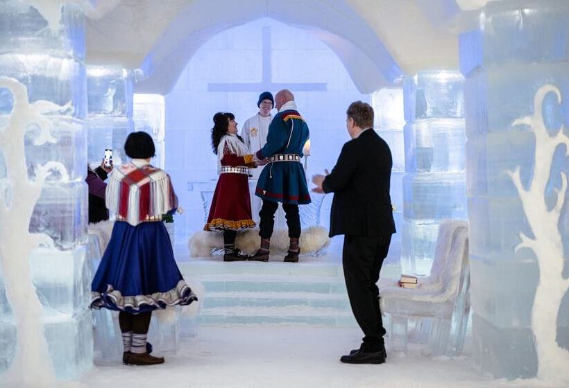 Hotel Sorrisniva Igloo