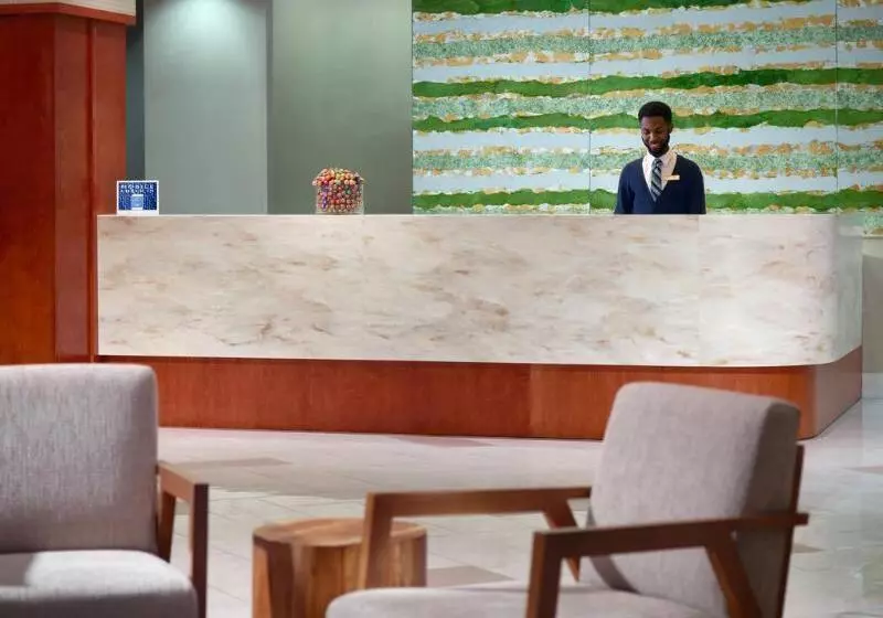 Отель Springhill Suites By Marriott Atlanta Buckhead