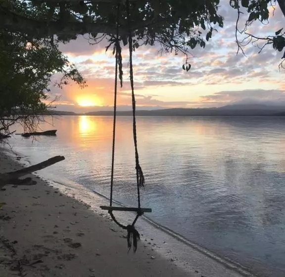 هتل Tranquility Island Eco Dive Resort