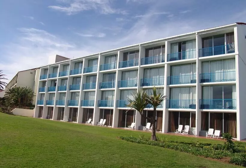 Отель Wilderness Beach