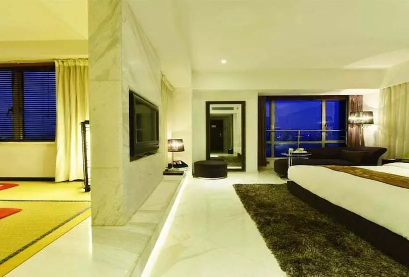 Kingtown Hotel Hongqiao